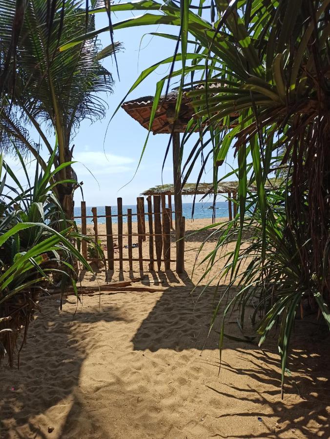 Ravana - Beach Cabanas 希克杜沃 外观 照片